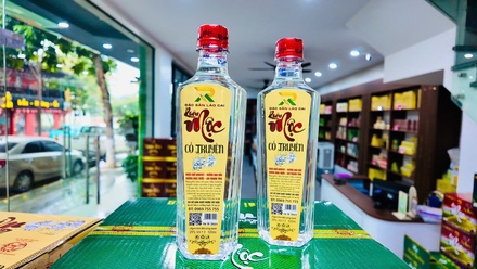 RƯỢU MỘC NẾP NƯƠNG CỔ TRUYỀN - THÙNG 24 CHAI NHỰA CAO CẤP 500ML ( RƯỢU MỘC LÀO CAI )