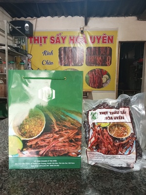 Thịt trâu sấy Hoà Uyên